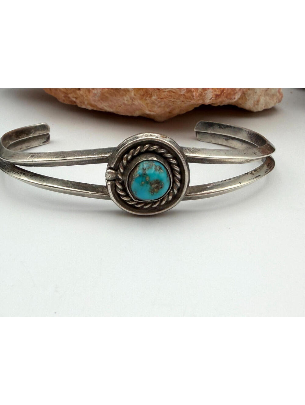 Vintage Navajo Bezel Turquoise Stone Sterling Silver Cuff Bracelet